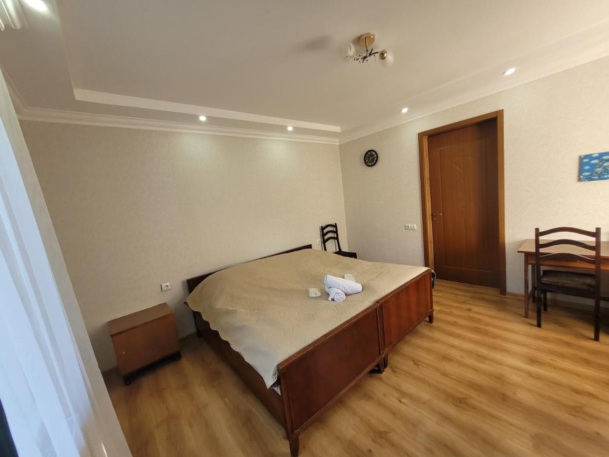 Family Hotel Mountain Panorama Borjomi Ngoại thất bức ảnh