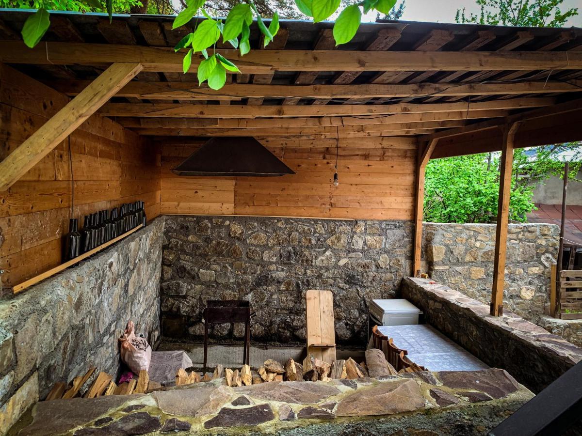Family Hotel Mountain Panorama Borjomi Ngoại thất bức ảnh